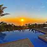Casa Lomo Gonzalez